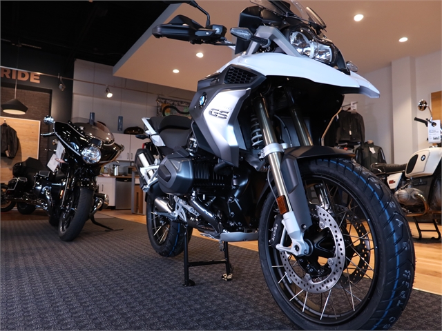 2023 BMW R 1250 GS at Frontline Eurosports