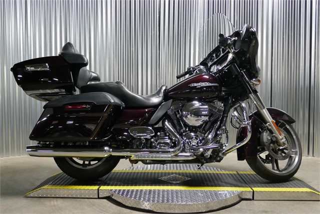 2014 Harley-Davidson Street Glide Special at Elk River Harley-Davidson
