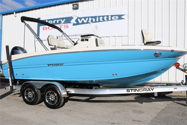 2023 Stingray 216CC at Jerry Whittle Boats