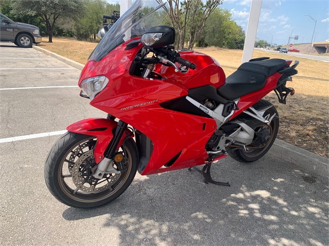 2015 Honda Interceptor DLX at Kent Motorsports, New Braunfels, TX 78130