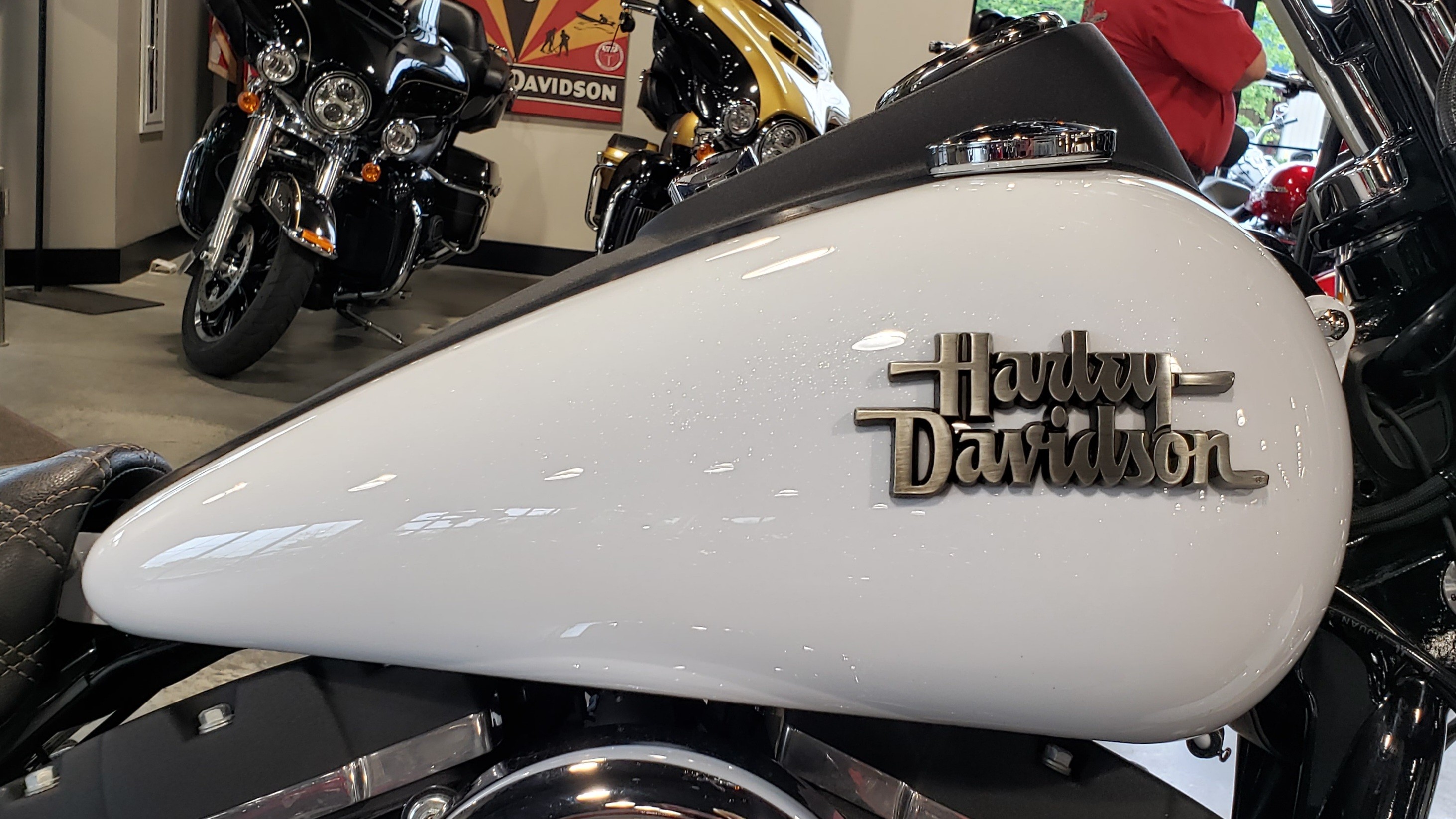 2016 Harley-Davidson Dyna Street Bob at Keystone Harley-Davidson