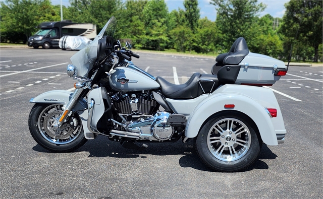 2024 Harley-Davidson Trike Tri Glide Ultra at All American Harley-Davidson, Hughesville, MD 20637