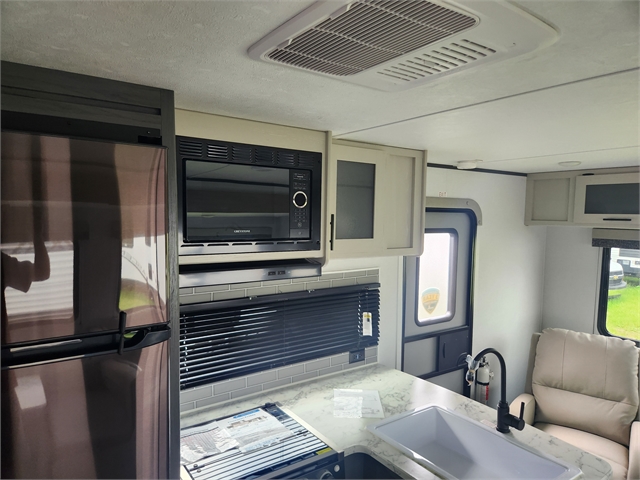 2024 Dutchmen Aspen Trail LE 26RL at Prosser's Premium RV Outlet