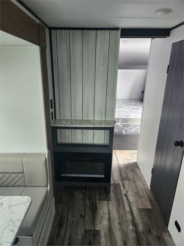 2024 Dutchmen Aspen Trail LE 26RL at Prosser's Premium RV Outlet