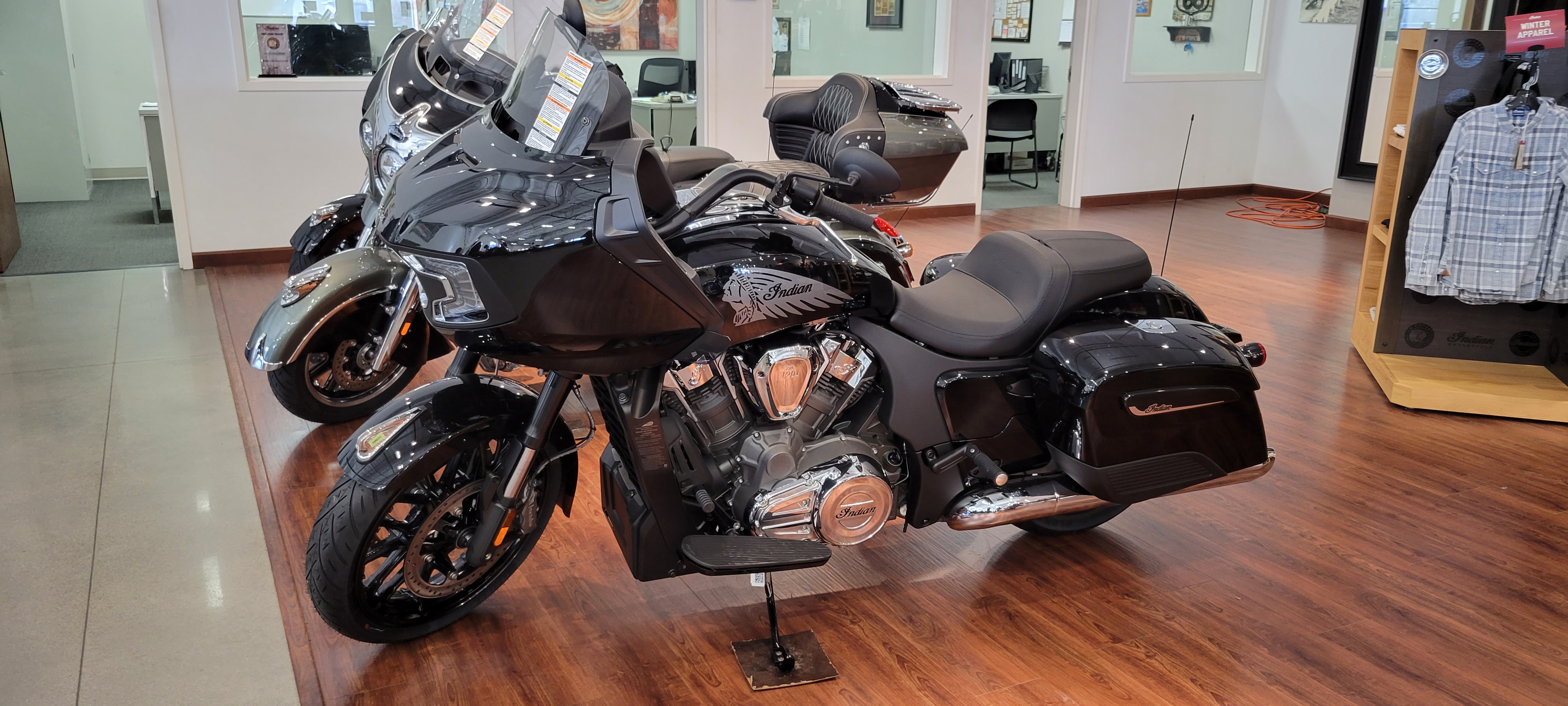 2021 Indian Motorcycle Challenger at Brenny's Motorcycle Clinic, Bettendorf, IA 52722