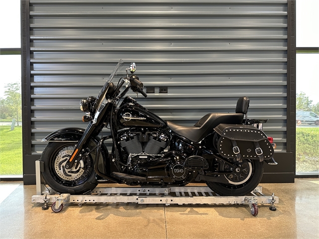 2019 Harley-Davidson Softail Heritage Classic 114 at Chi-Town Harley-Davidson
