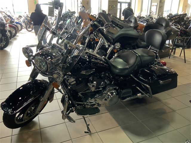 2018 Harley-Davidson Road King Base at Midland Powersports