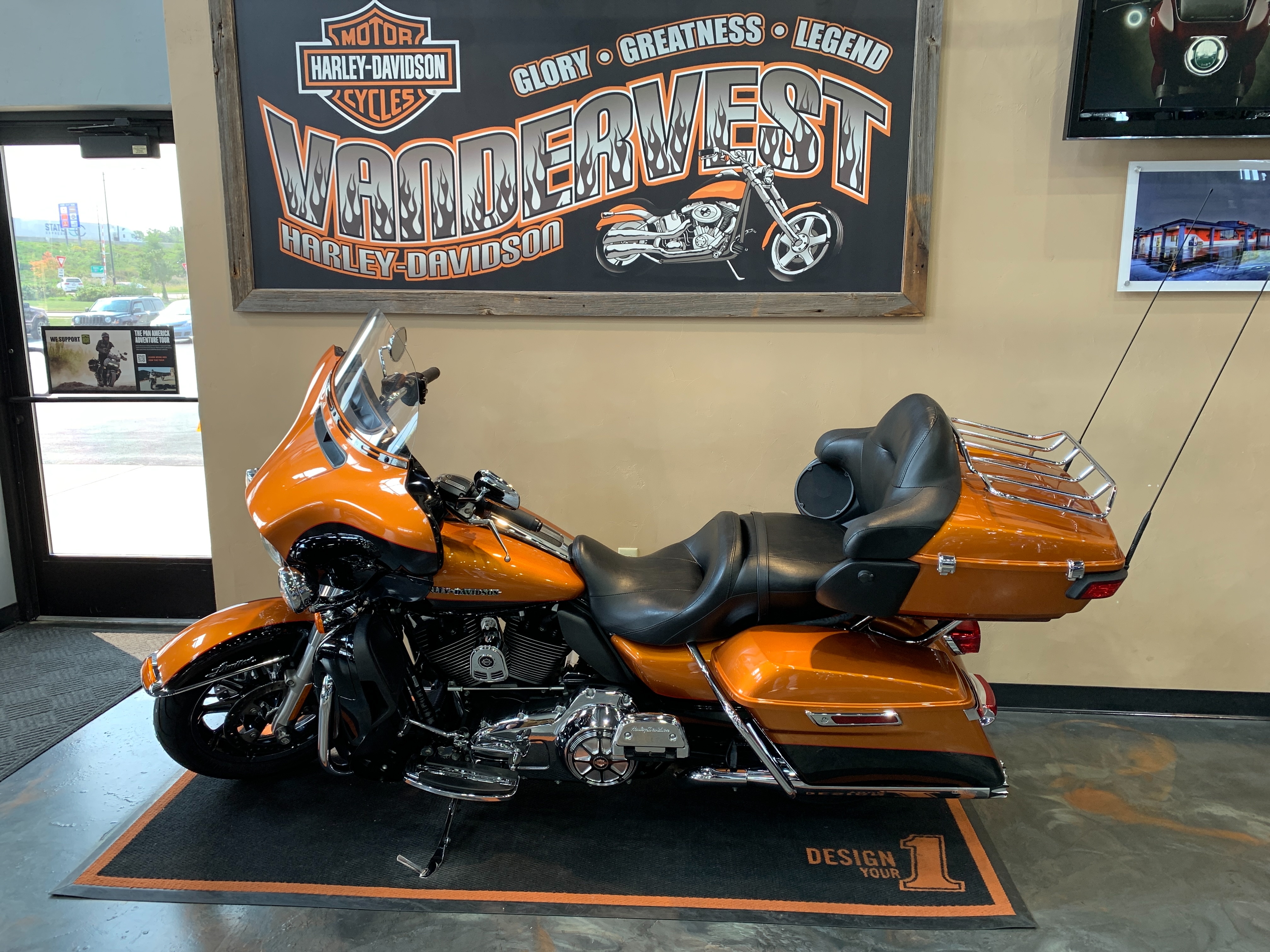 2014 Harley-Davidson Electra Glide Ultra Limited at Vandervest Harley-Davidson, Green Bay, WI 54303