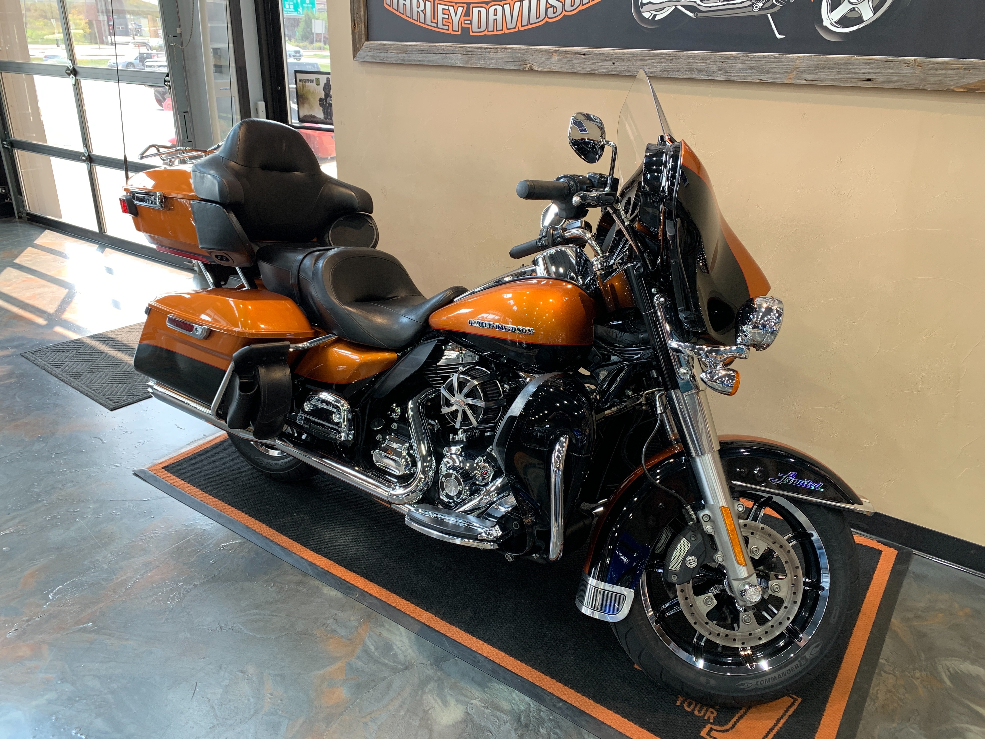 2014 Harley-Davidson Electra Glide Ultra Limited at Vandervest Harley-Davidson, Green Bay, WI 54303