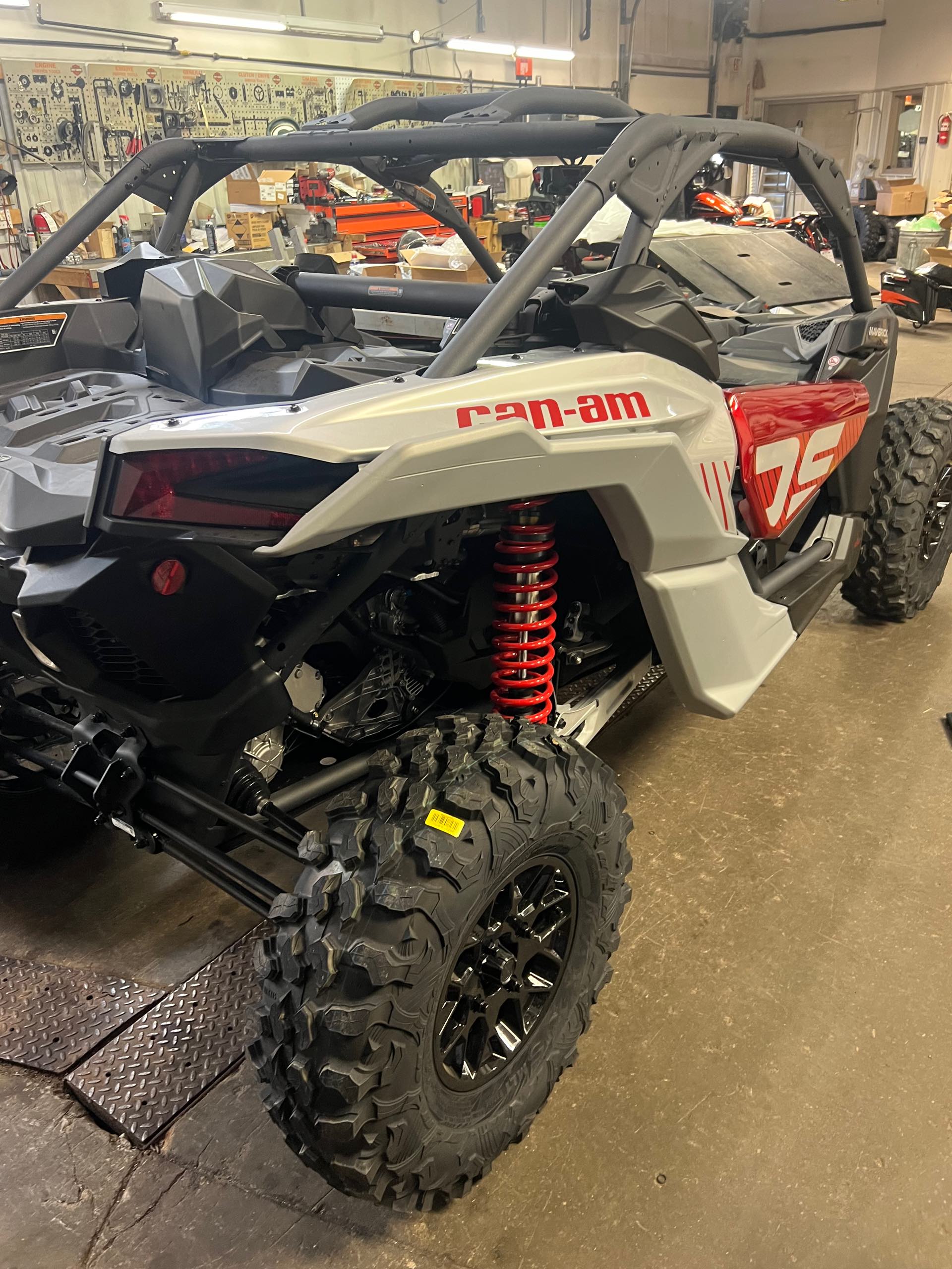 2024 Can-Am Maverick X3 DS TURBO at Iron Hill Powersports