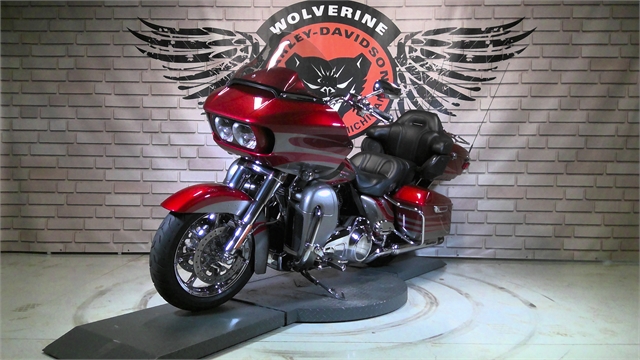 2016 Harley-Davidson Road Glide CVO Ultra at Wolverine Harley-Davidson