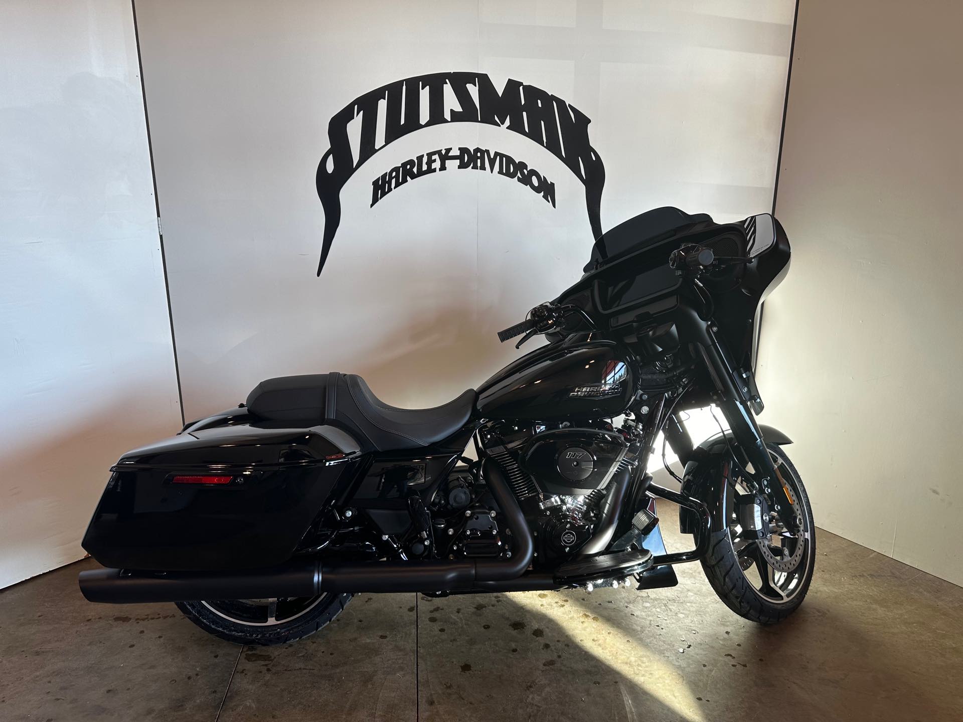 2024 Harley-Davidson Street Glide Base at Stutsman Harley-Davidson