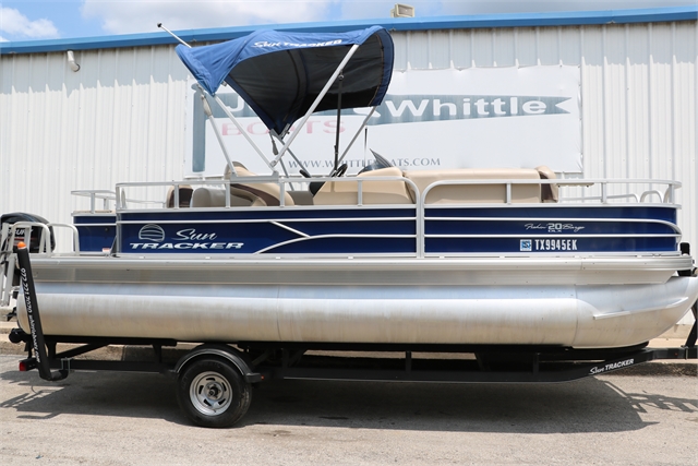 2017 Sun Tracker Fishing Barge 20 Deluxe at Jerry Whittle Boats