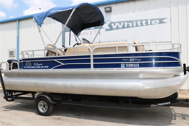 2017 Sun Tracker Fishing Barge 20 Deluxe at Jerry Whittle Boats