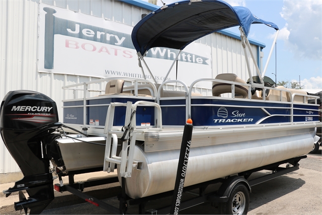 2017 Sun Tracker Fishing Barge 20 Deluxe at Jerry Whittle Boats