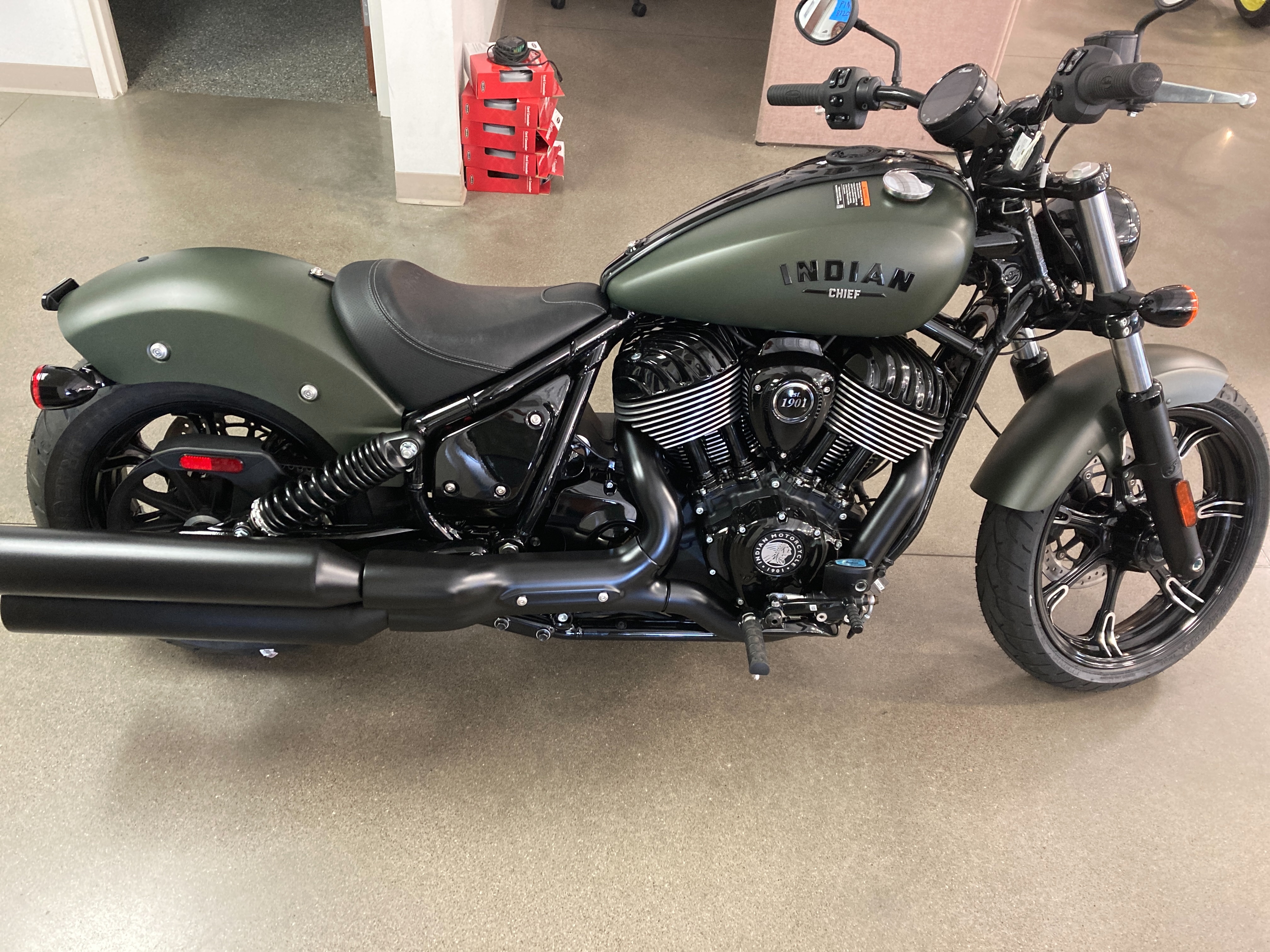 2023 Indian Motorcycle Chief Dark Horse at Brenny's Motorcycle Clinic, Bettendorf, IA 52722
