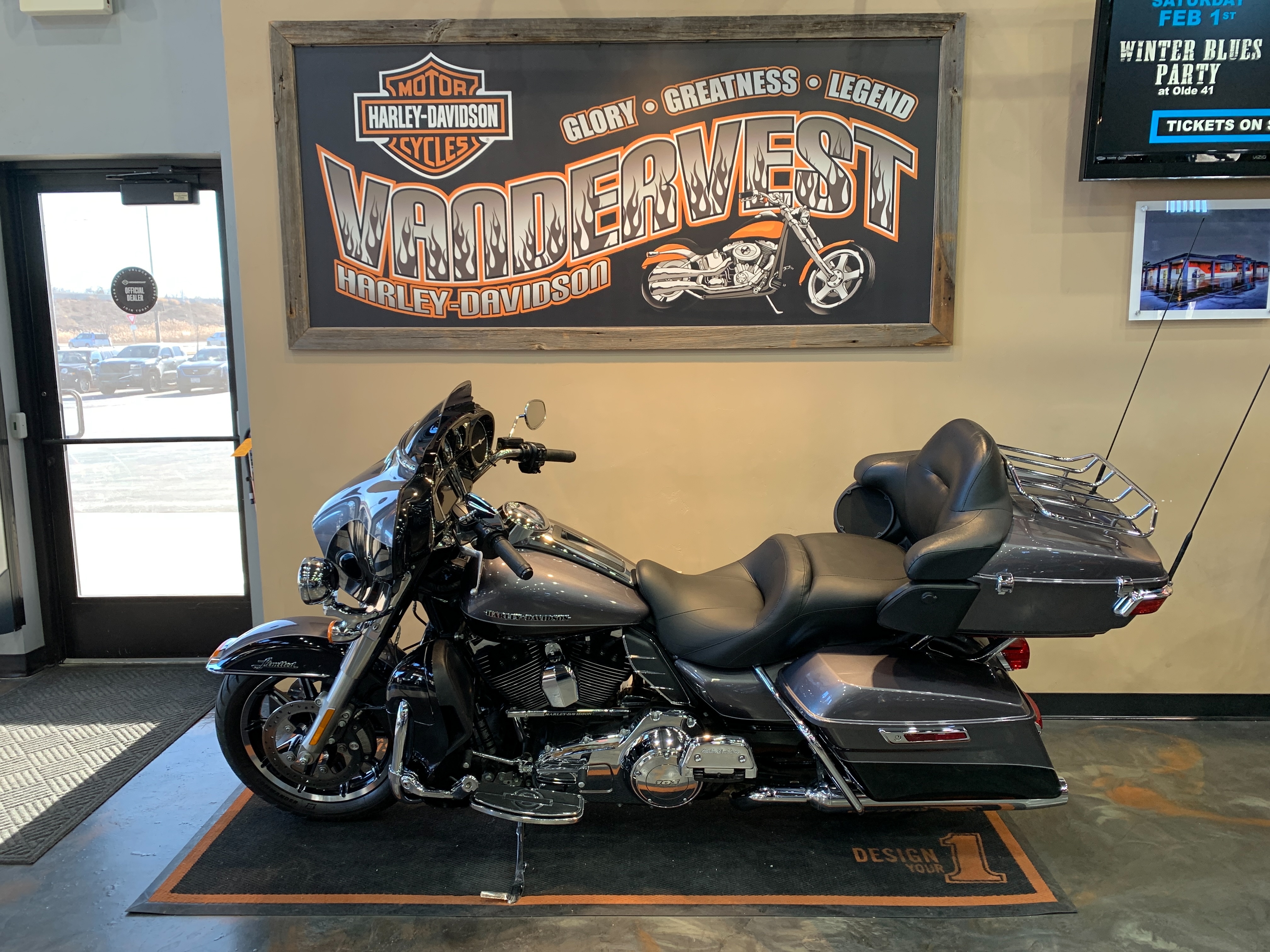 2014 Harley-Davidson Electra Glide Ultra Limited at Vandervest Harley-Davidson, Green Bay, WI 54303