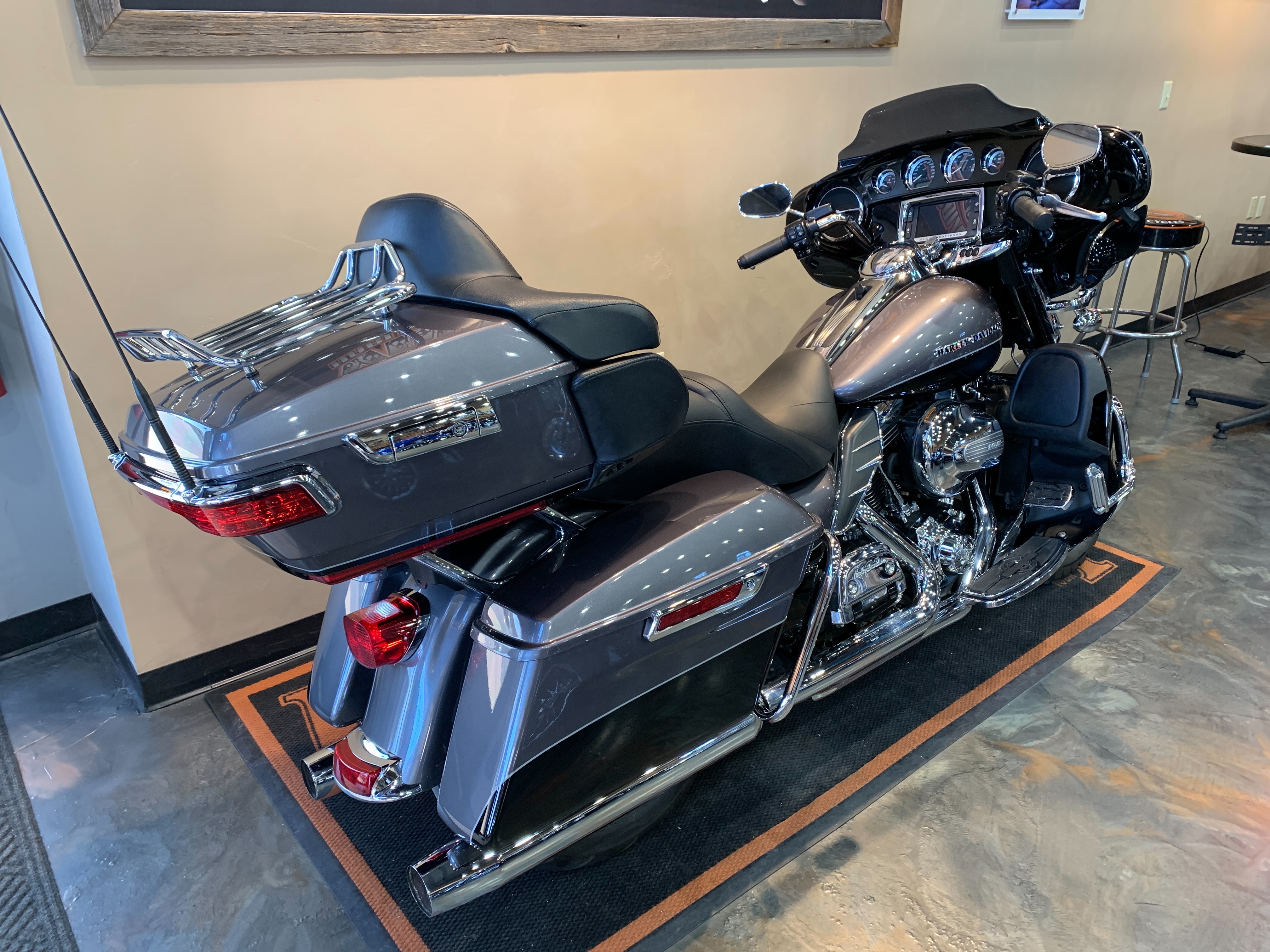 2014 Harley-Davidson Electra Glide Ultra Limited at Vandervest Harley-Davidson, Green Bay, WI 54303