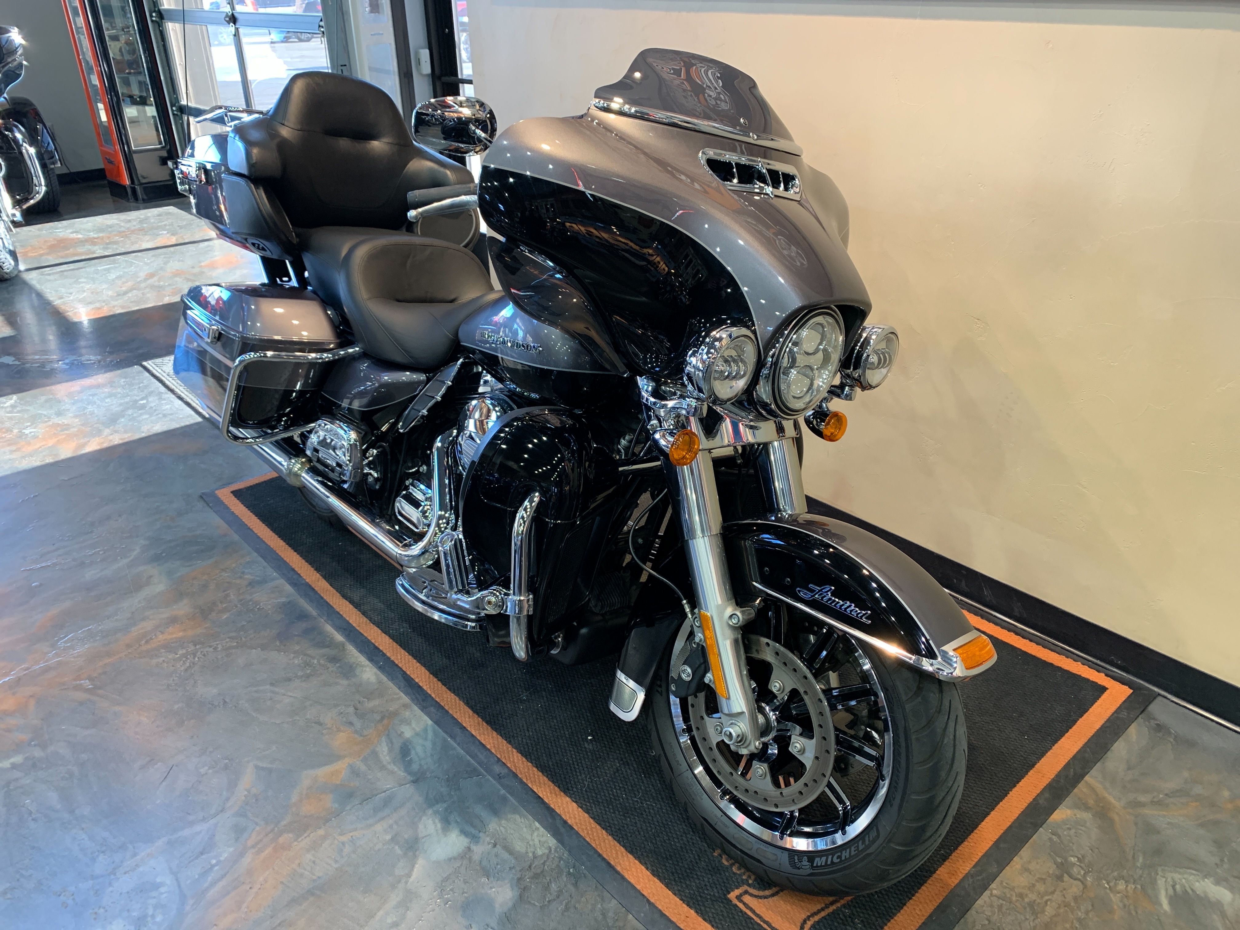 2014 Harley-Davidson Electra Glide Ultra Limited at Vandervest Harley-Davidson, Green Bay, WI 54303