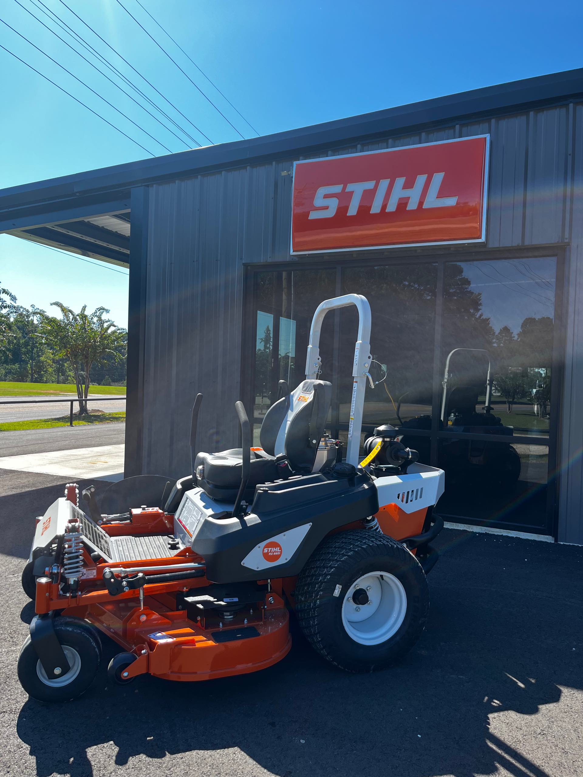 2025 STIHL Lawn Mowers RZ 900 Series at Patriot Golf Carts & Powersports