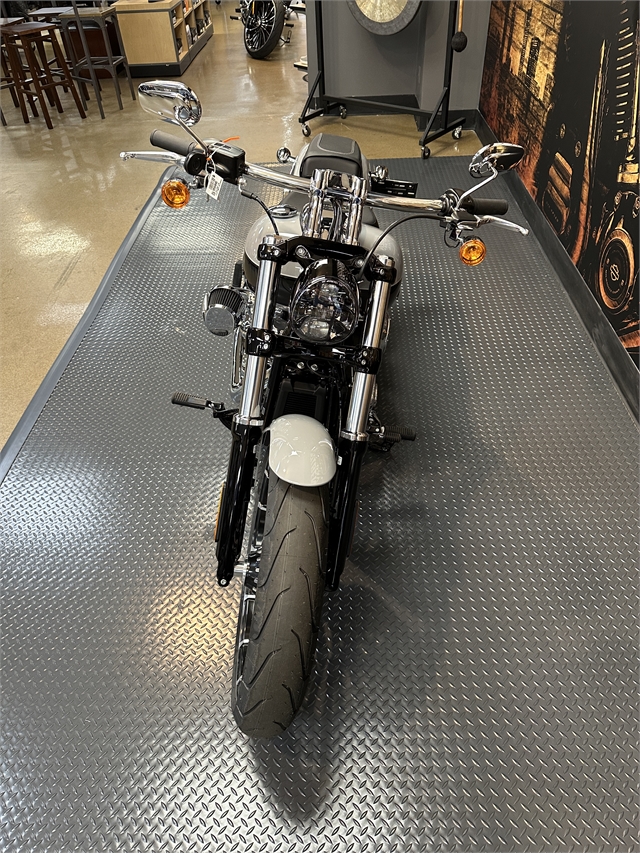 2024 Harley-Davidson Softail Breakout at Hellbender Harley-Davidson