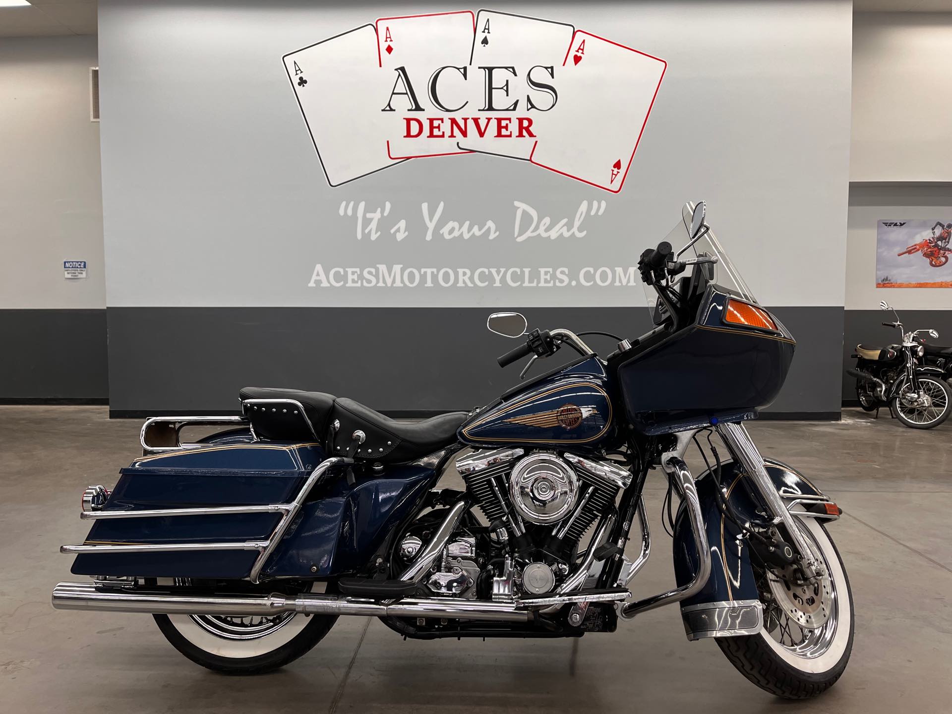1986 Harley-Davidson FLHT at Aces Motorcycles - Denver