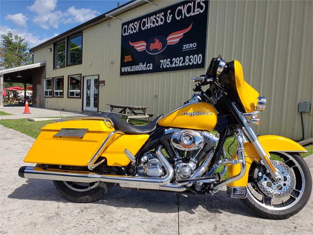 2013 Harley-Davidson Street Glide Base at Classy Chassis & Cycles
