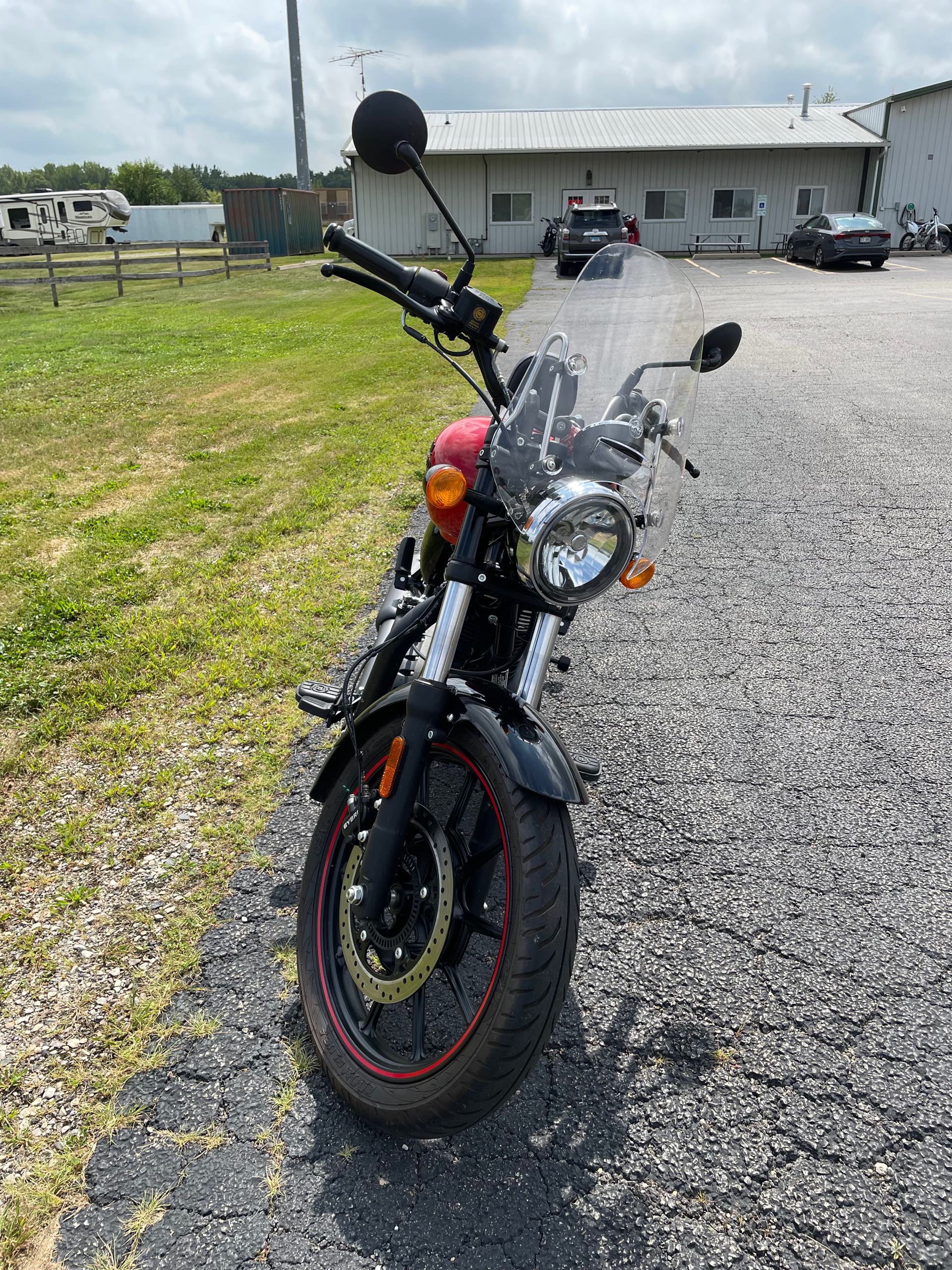 2023 Royal Enfield Meteor 350 at Randy's Cycle