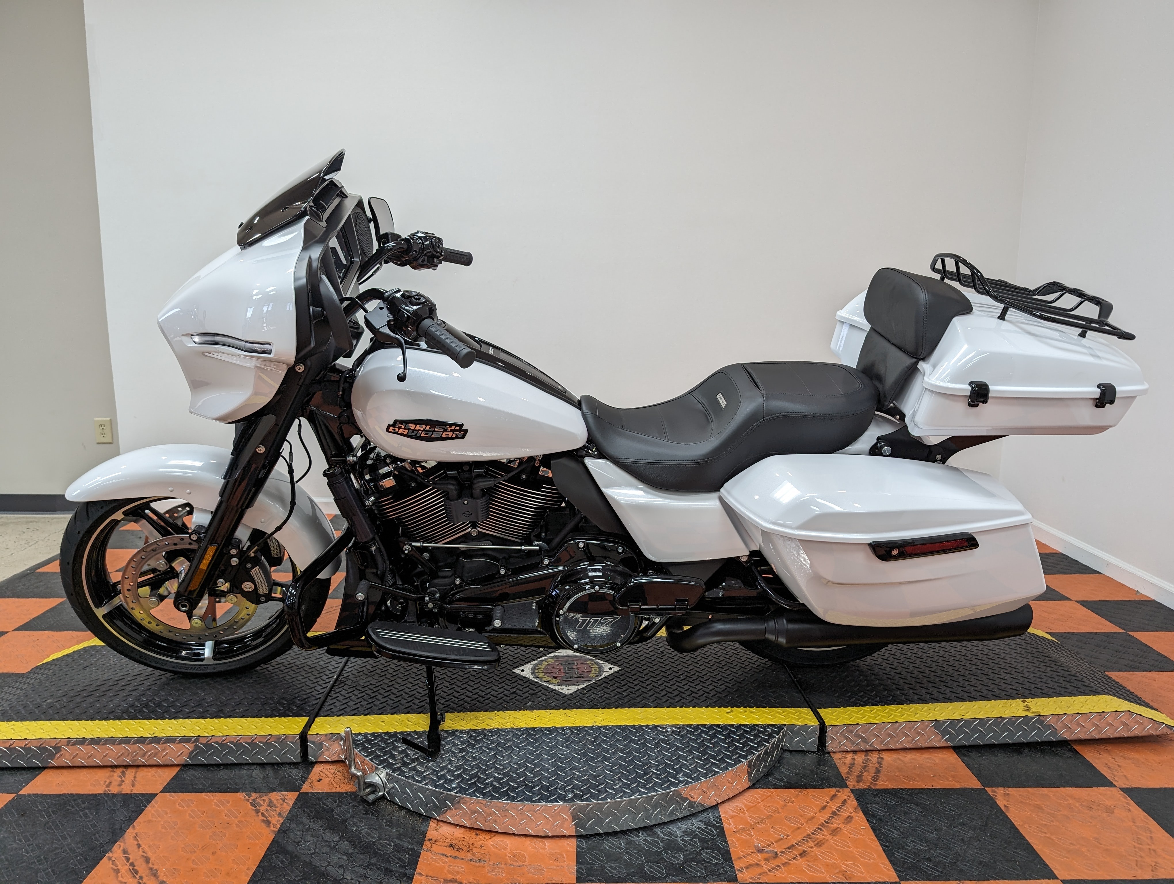 2024 Harley-Davidson Street Glide Base at Harley-Davidson of Indianapolis