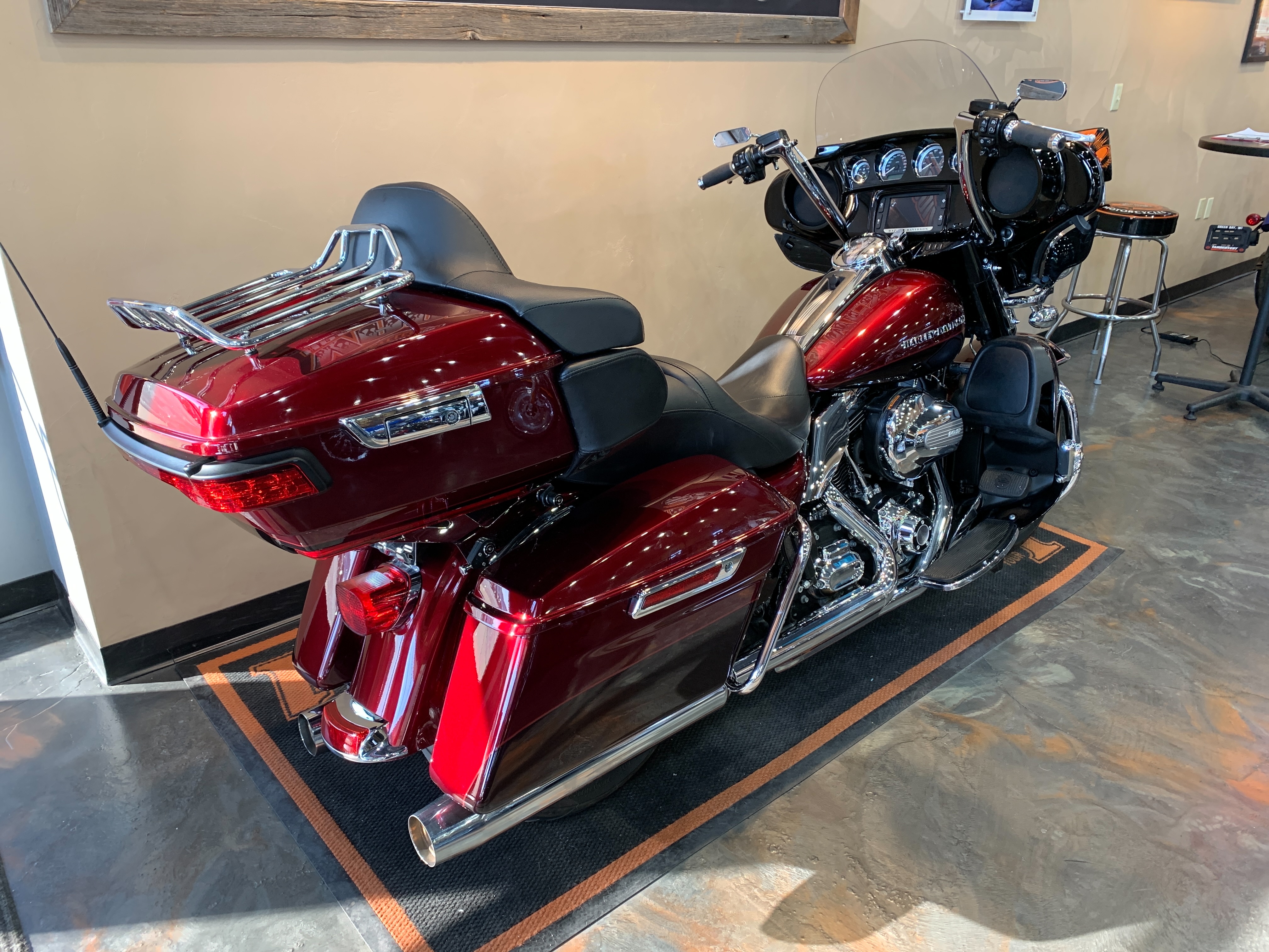 2015 Harley-Davidson Electra Glide Ultra Limited Low at Vandervest Harley-Davidson, Green Bay, WI 54303