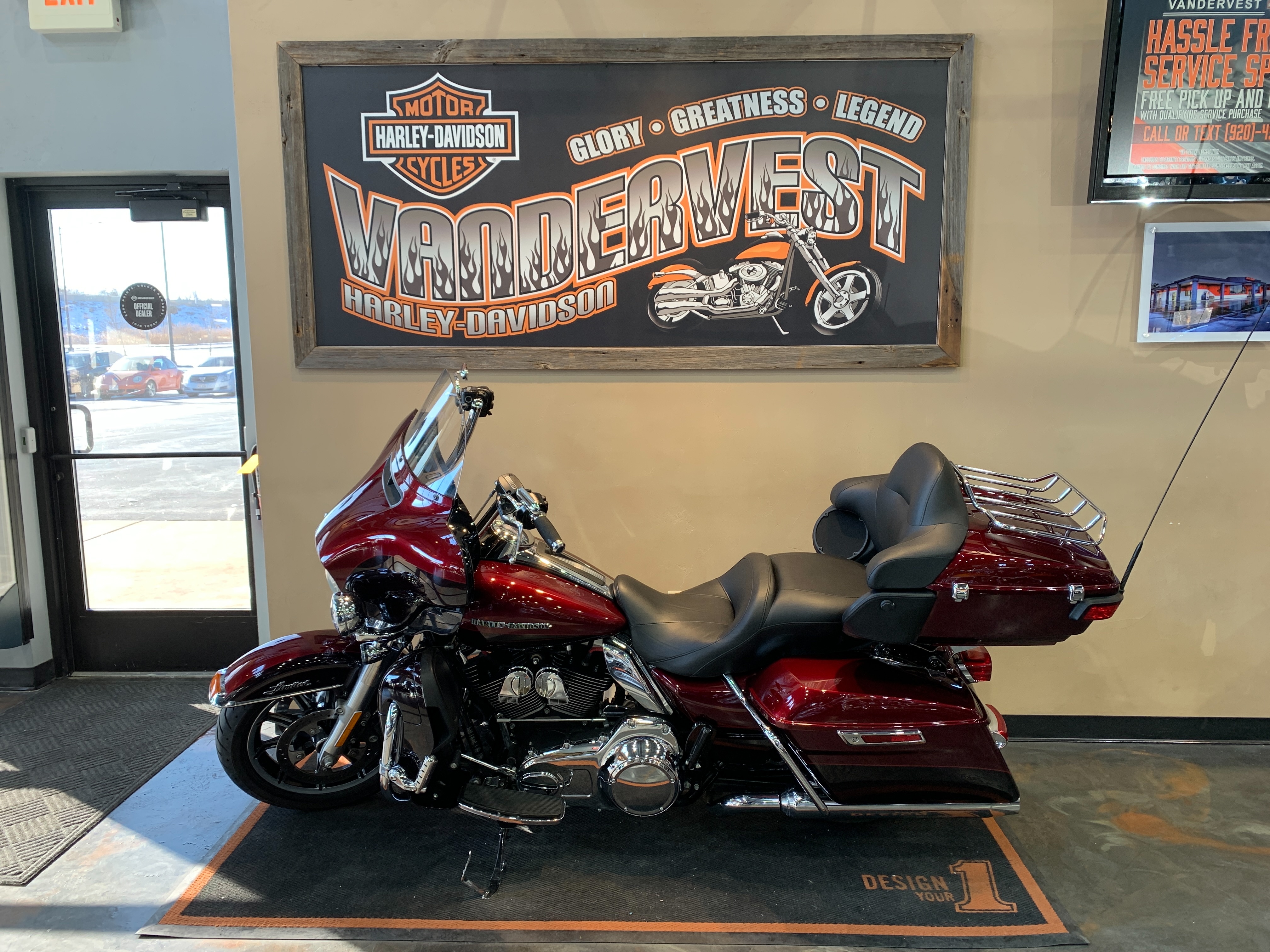 2015 Harley-Davidson Electra Glide Ultra Limited Low at Vandervest Harley-Davidson, Green Bay, WI 54303