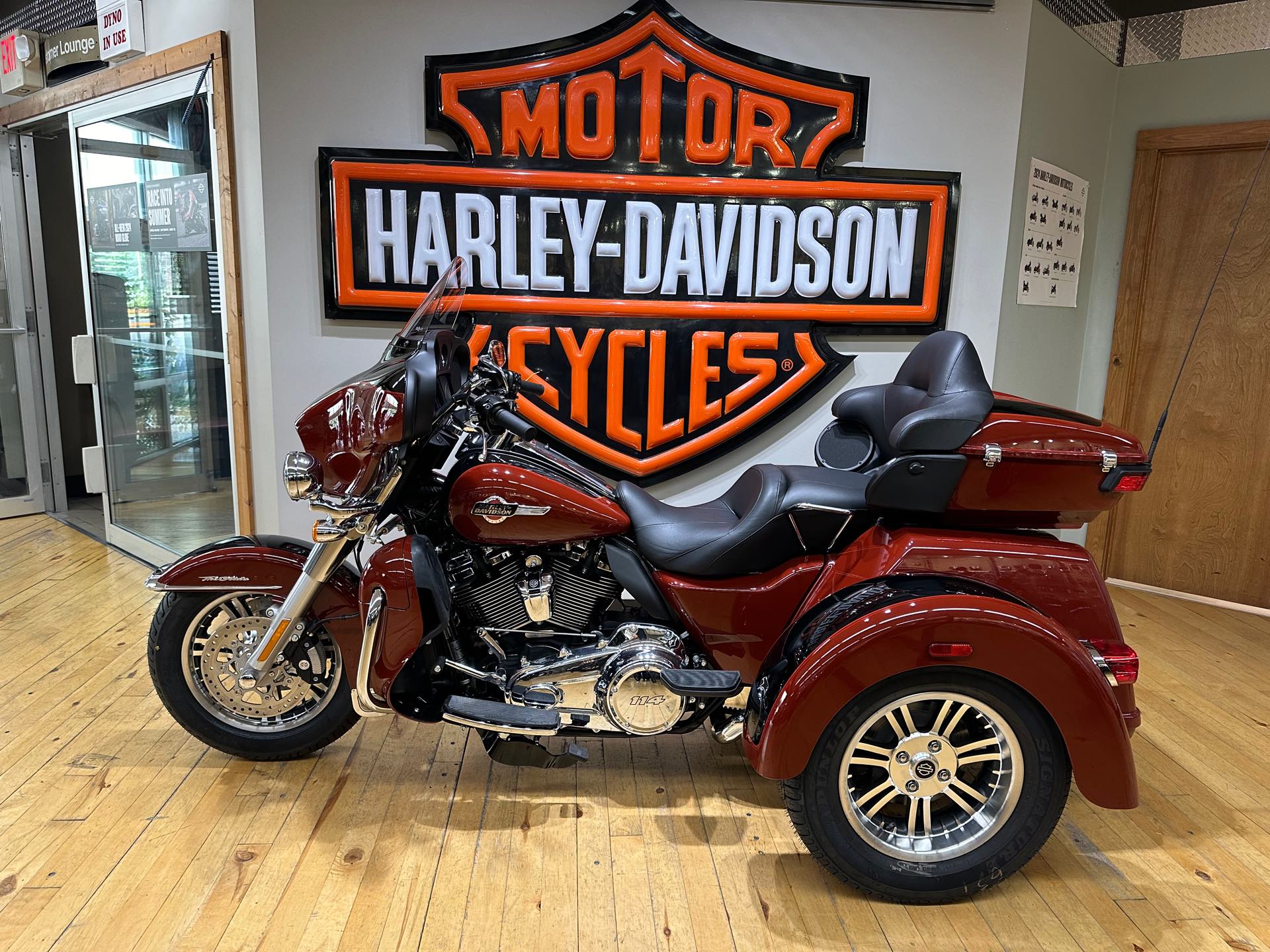 2024 Harley-Davidson Trike Tri Glide Ultra at Zips 45th Parallel Harley-Davidson