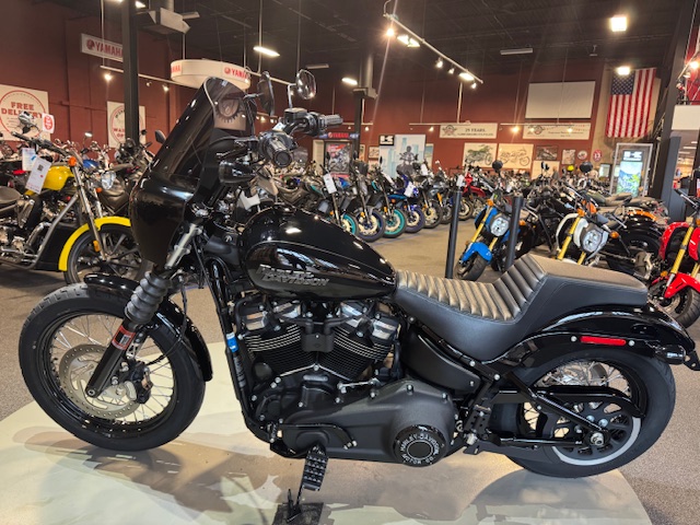 2020 Harley-Davidson Softail Street Bob at Martin Moto