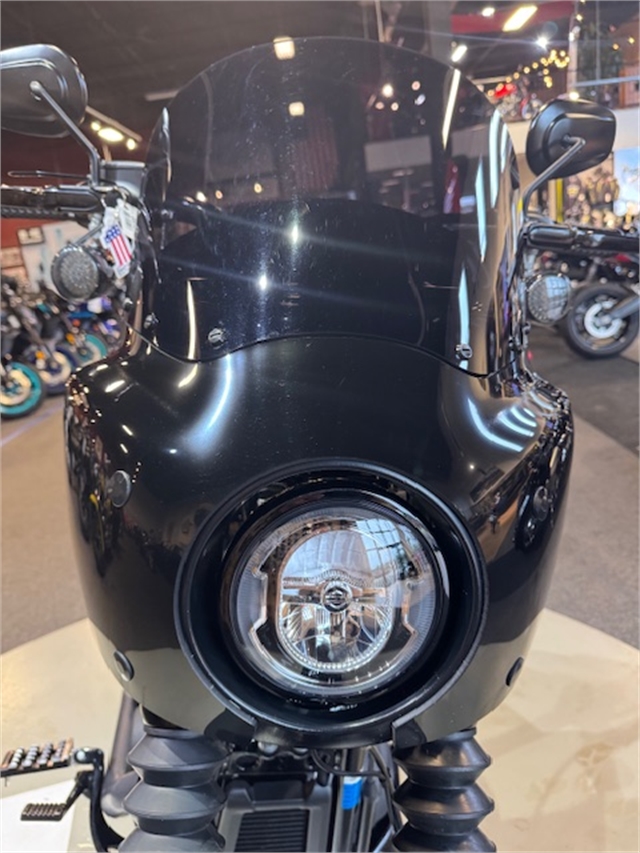 2020 Harley-Davidson Softail Street Bob at Martin Moto