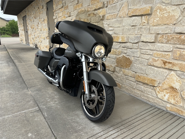 2018 Harley-Davidson Street Glide Base at Harley-Davidson of Waco
