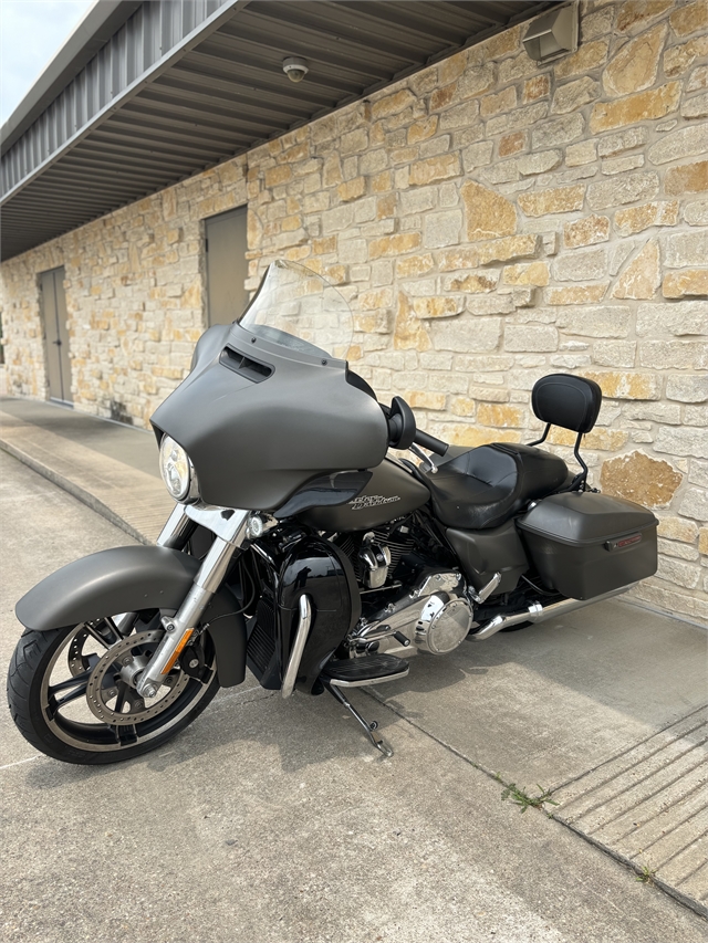 2018 Harley-Davidson Street Glide Base at Harley-Davidson of Waco