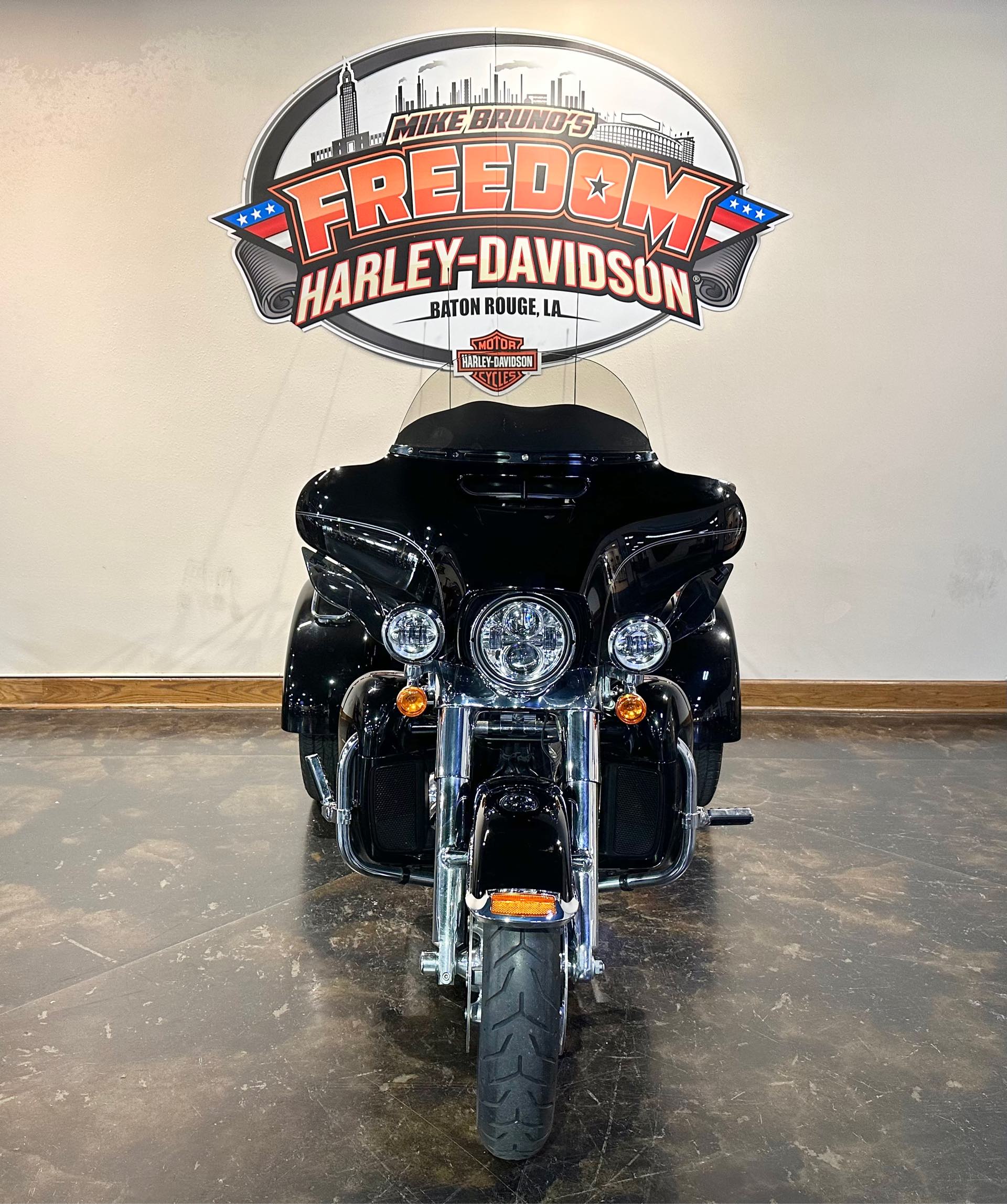 2017 Harley-Davidson Trike Tri Glide Ultra at Mike Bruno's Freedom Harley-Davidson