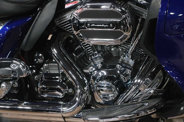 2016 Harley-Davidson Electra Glide CVO Limited at Clawson Motorsports