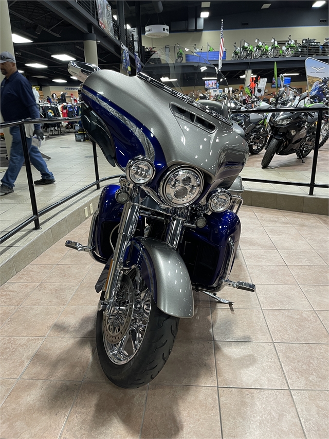 2016 Harley-Davidson Electra Glide CVO Limited at Clawson Motorsports