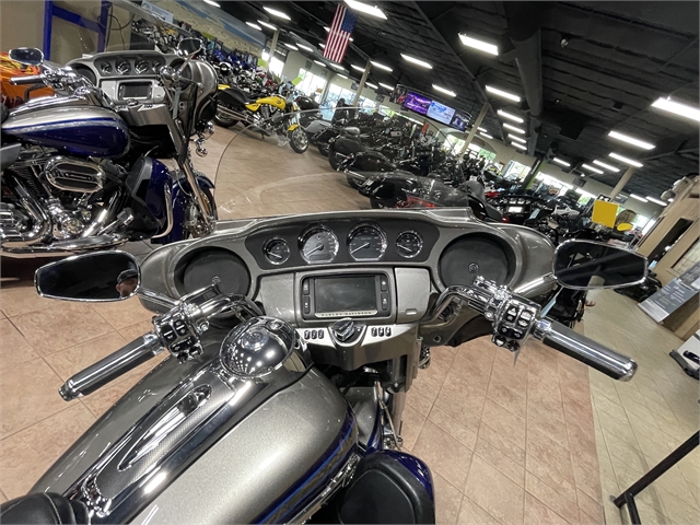 2016 Harley-Davidson Electra Glide CVO Limited at Clawson Motorsports