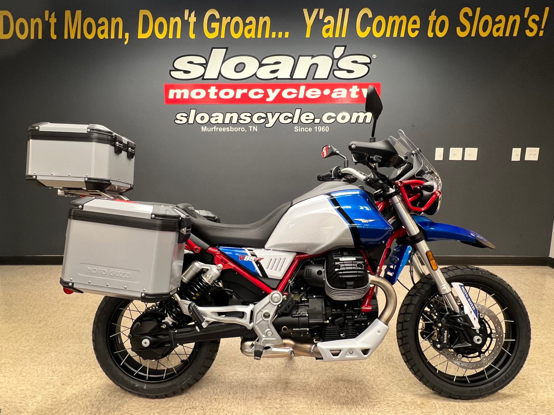 2023 MOTO GUZZI V85 TT ADVENTURE at Sloans Motorcycle ATV, Murfreesboro, TN, 37129