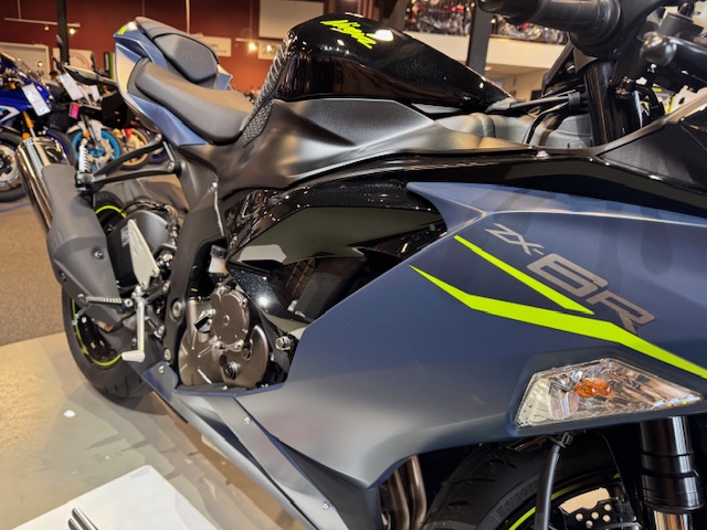 2023 Kawasaki Ninja ZX-6R Base at Martin Moto