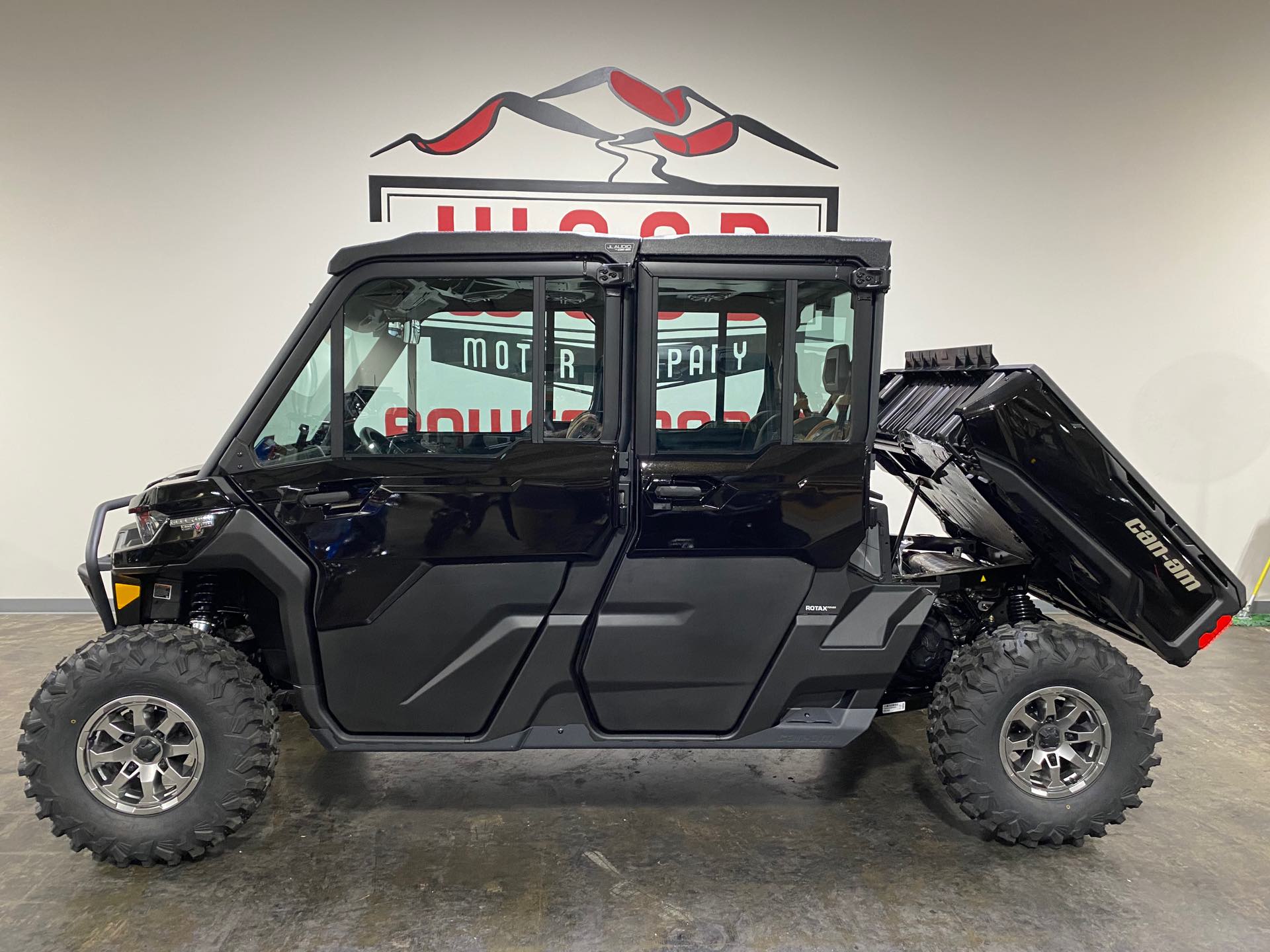 2024 Can-Am 0006LRA00 at Wood Powersports Harrison