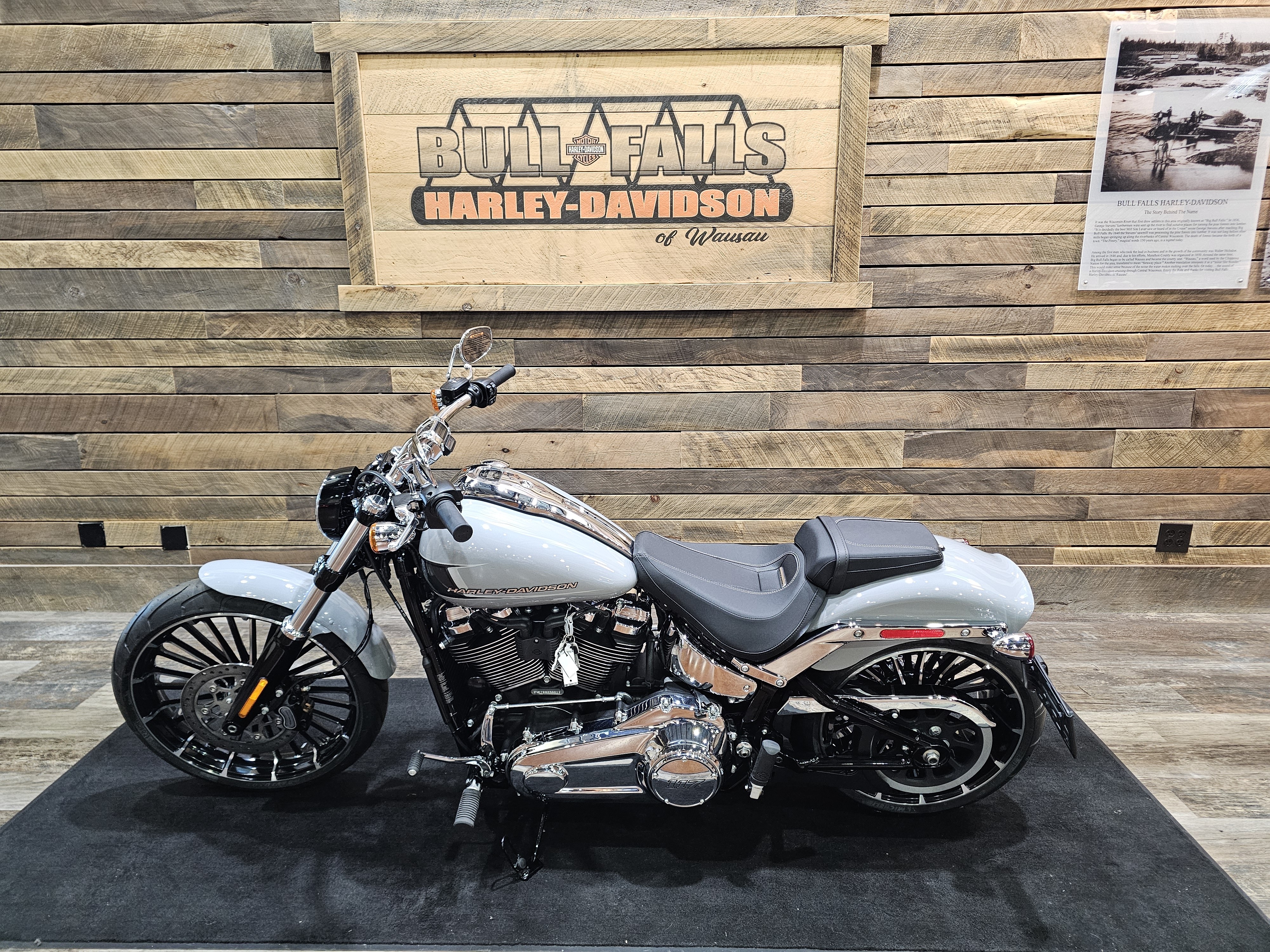 2024 Harley-Davidson Softail Breakout at Bull Falls Harley-Davidson