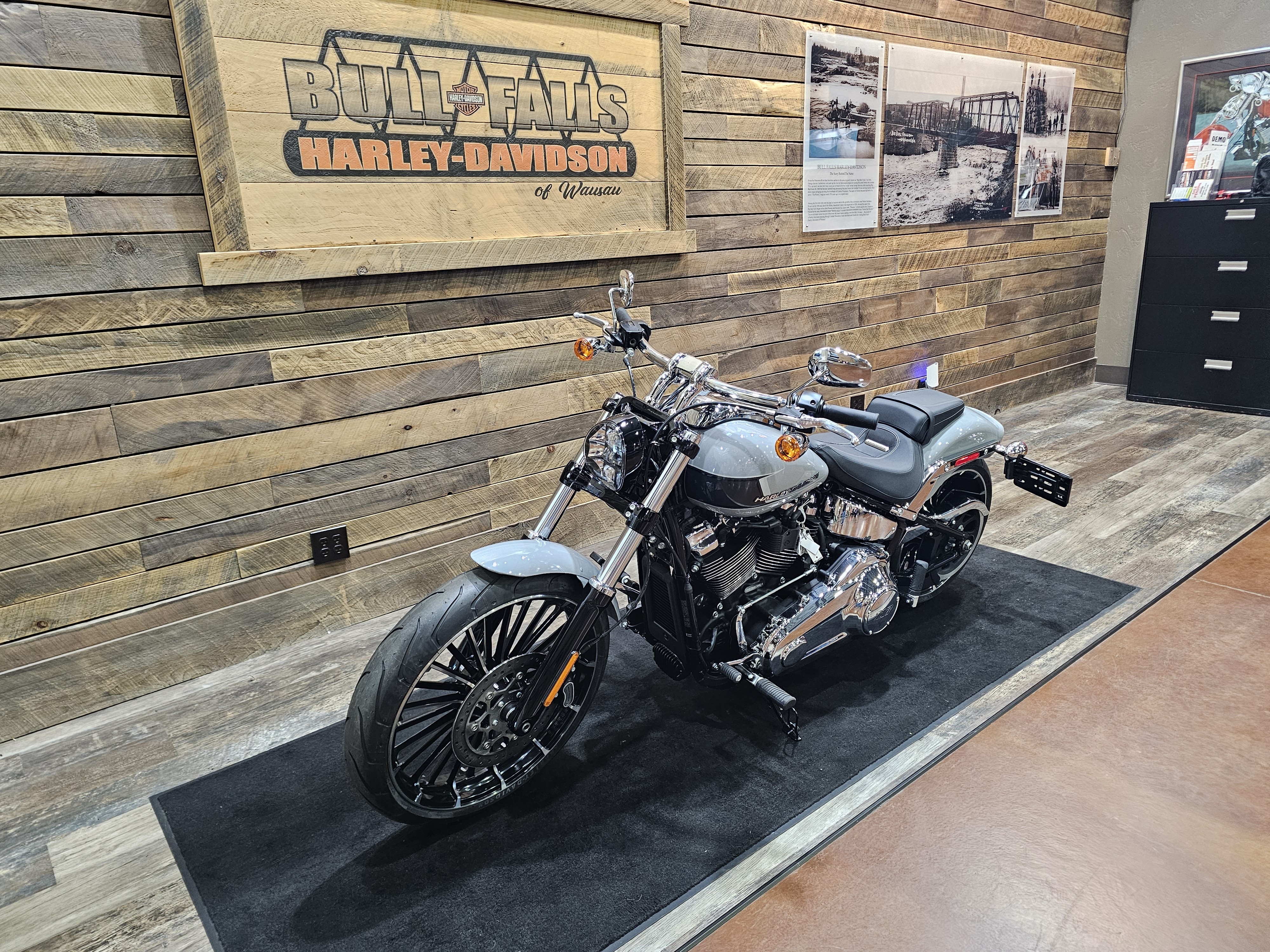 2024 Harley-Davidson Softail Breakout at Bull Falls Harley-Davidson