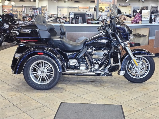 2020 Harley-Davidson Trike Tri Glide Ultra at Destination Harley-Davidson®, Tacoma, WA 98424