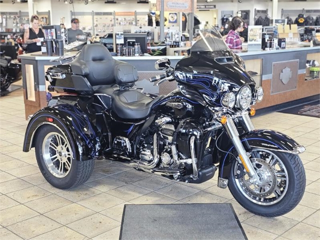 2020 Harley-Davidson Trike Tri Glide Ultra at Destination Harley-Davidson®, Tacoma, WA 98424