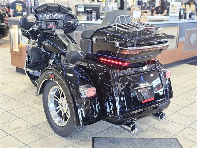 2020 Harley-Davidson Trike Tri Glide Ultra at Destination Harley-Davidson®, Tacoma, WA 98424