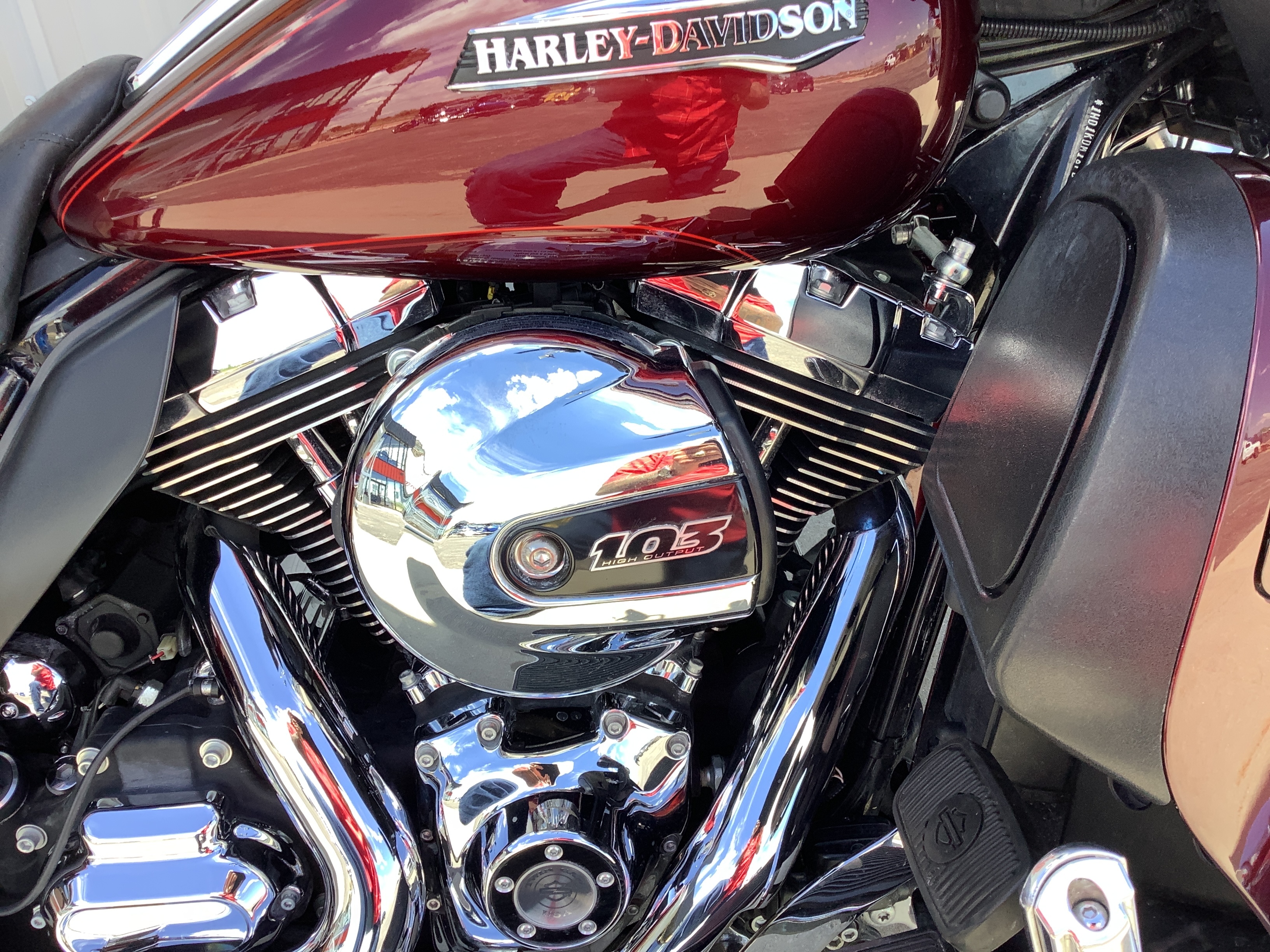 2015 Harley-Davidson Electra Glide Ultra Classic Low at Deluxe Harley Davidson