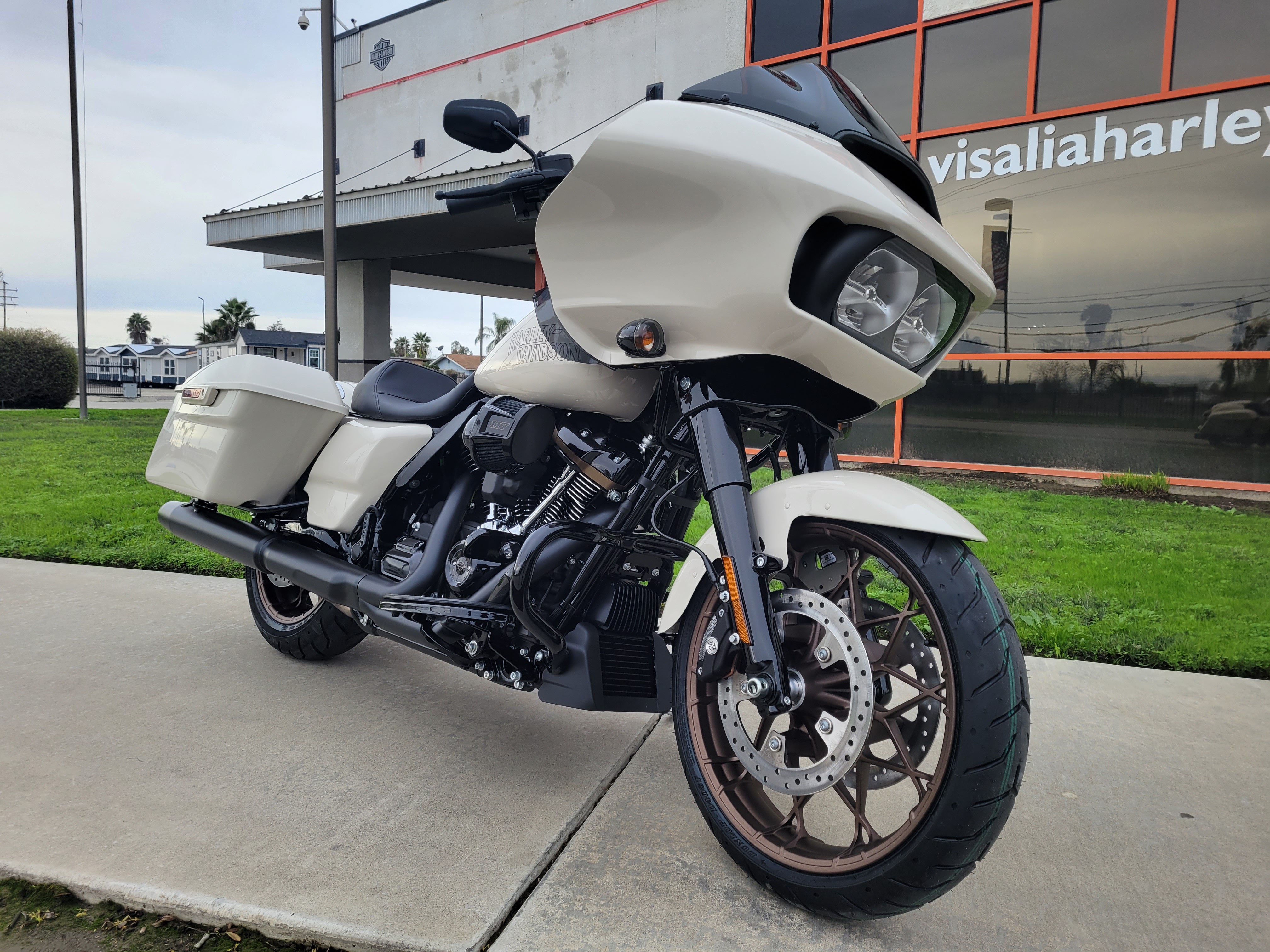 2023 Harley-Davidson Road Glide ST at Visalia Harley-Davidson